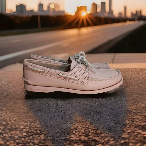 ✅Authentic Original Sperry Women's Size 8M Rose Perforated Boat Shoes STS87113 - Picture 1 of 9
